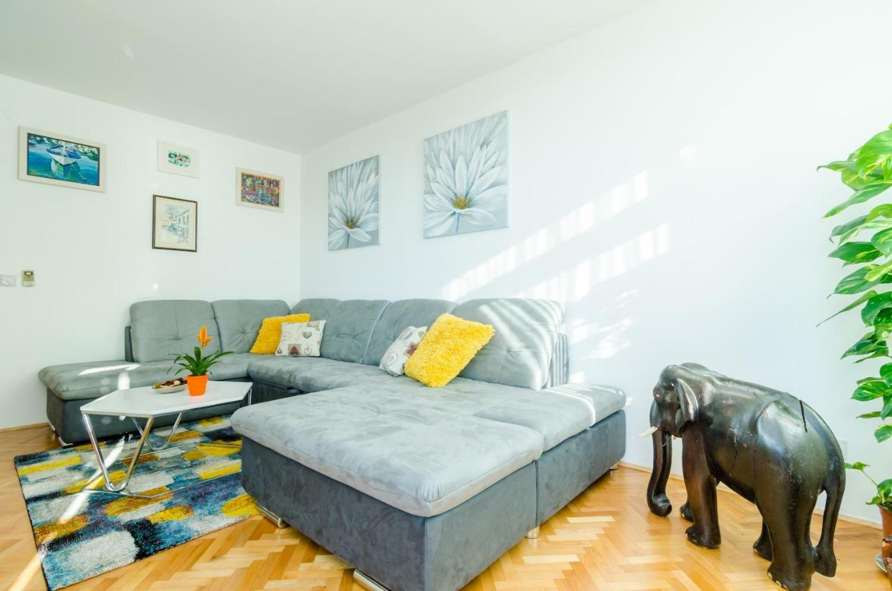 Sun City Apartment Dubrovnik Exterior photo